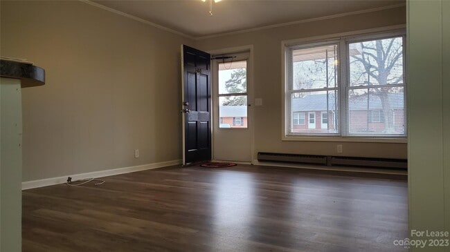 Building Photo - 2660 Aden Ave