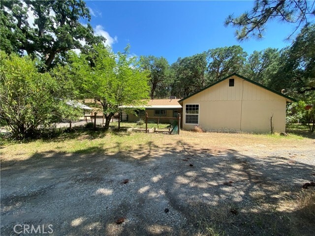 Building Photo - 5374 Hill Rd E