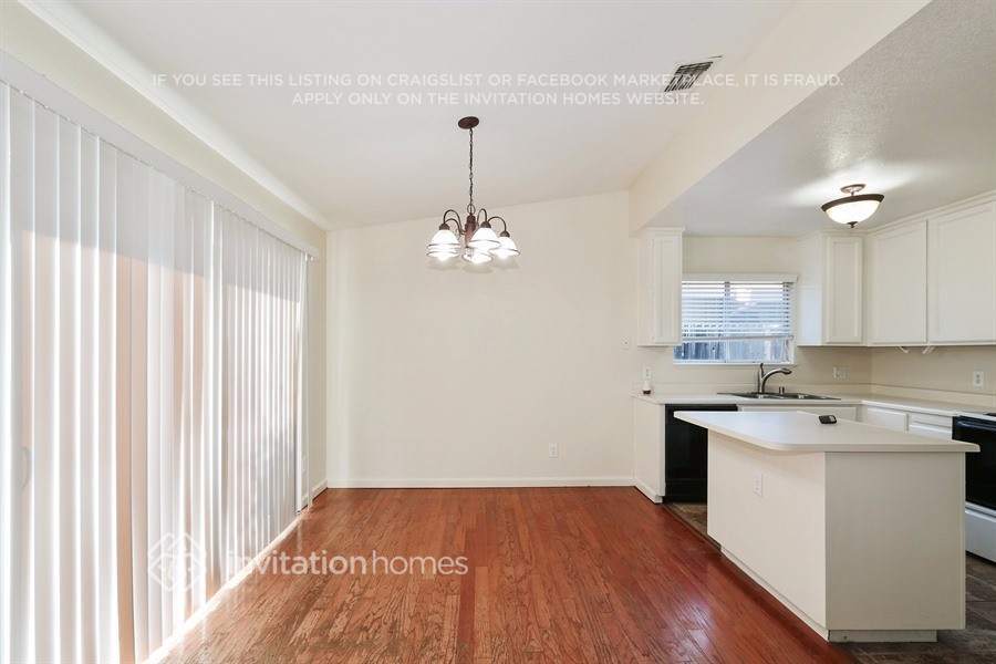 Building Photo - 3509 Rancho Rio Way