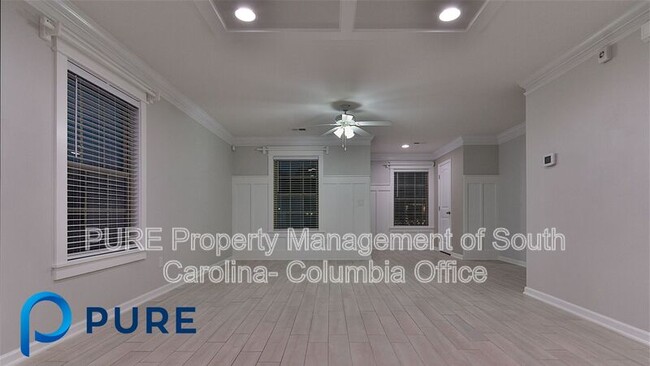 Building Photo - 995 Yarrow Ln
