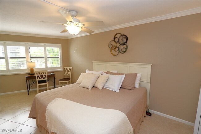 Building Photo - 1015 Anglers Cove