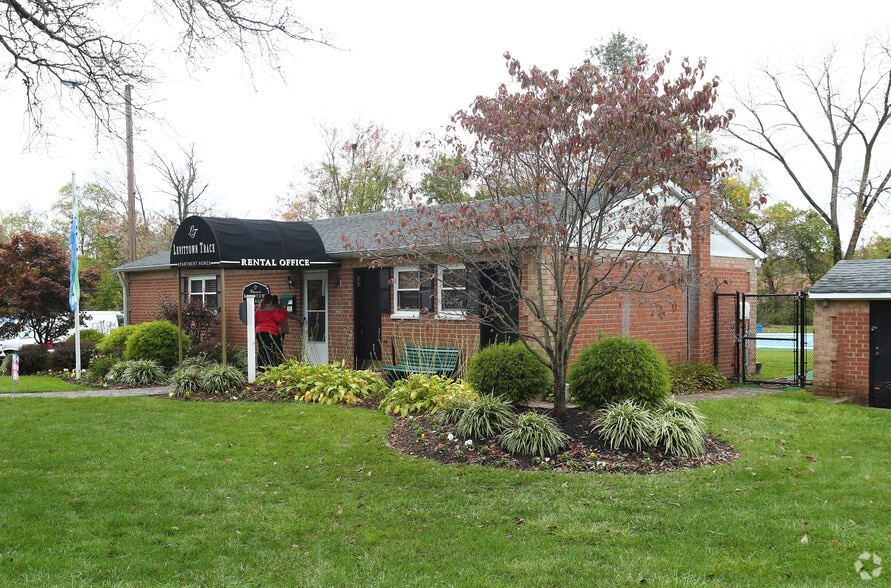 Levittown Trace Apartments 3000 Ford Rd Bristol PA 19007 Apartment