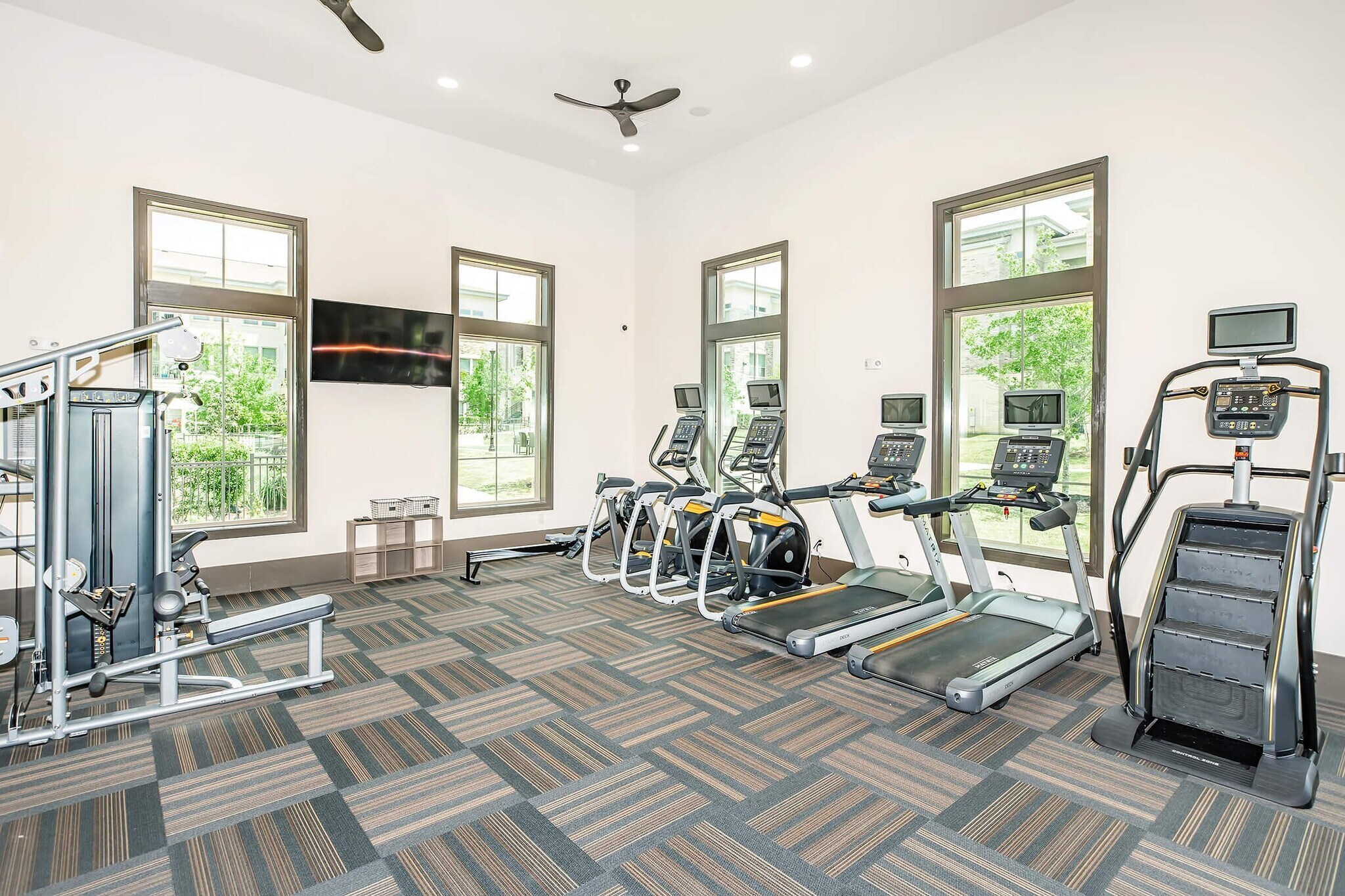 Building Photo - 1560 League Line Rd