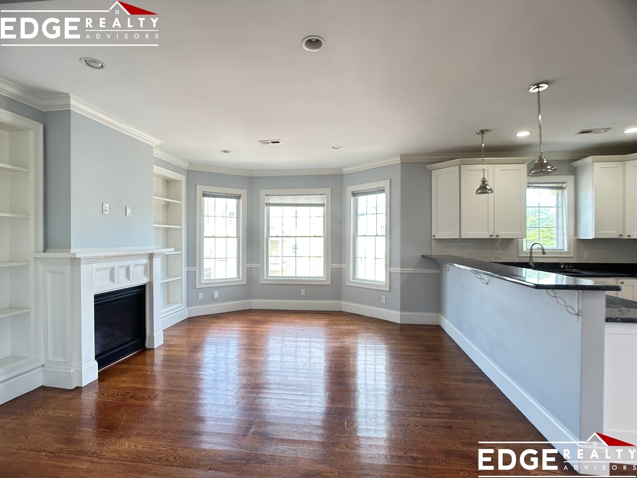 Building Photo - 4 Langley Rd