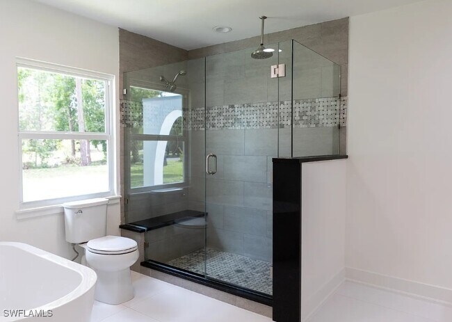 Building Photo - 5588 Wendy Ln