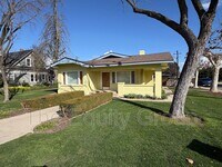 Building Photo - 1424 18th Ave