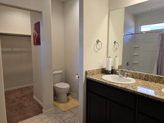 Building Photo - 6911 Longfellow Ranch Rd