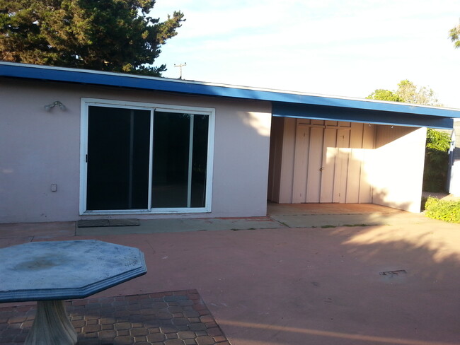 Building Photo - 3Bed/2Bath House w/1-Car Garage, Great Yar...