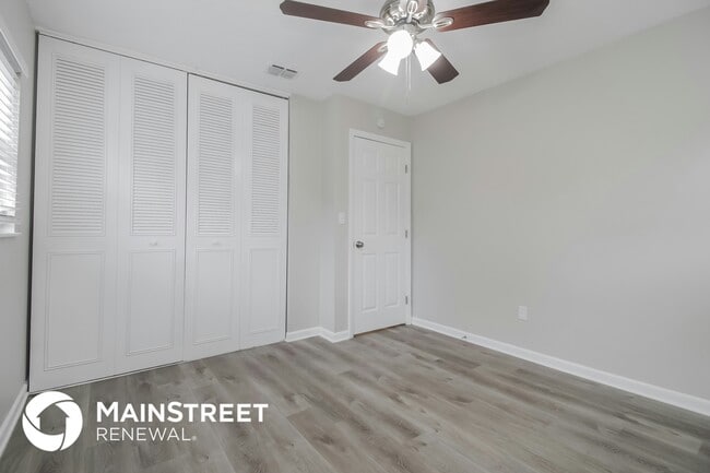 Building Photo - 548 Cambridge Cir