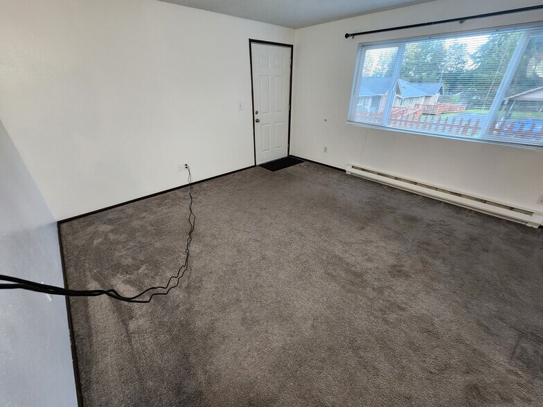 Building Photo - 2500 Howard Ave