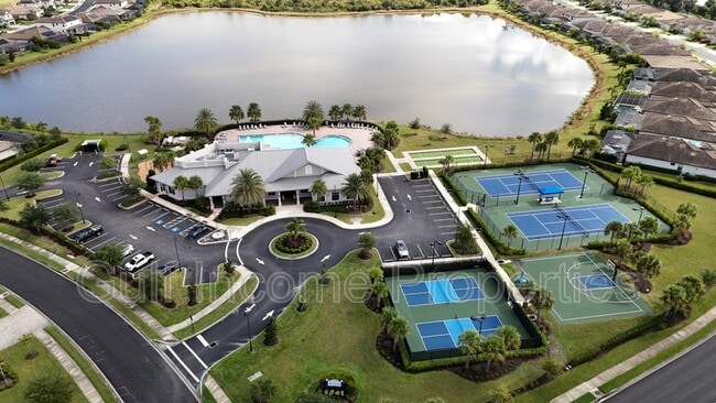 Building Photo - 17218 Blue Rdg Pl