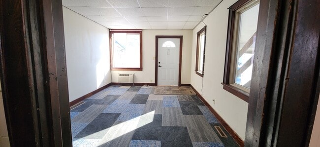 Building Photo - 2238 West Ave S