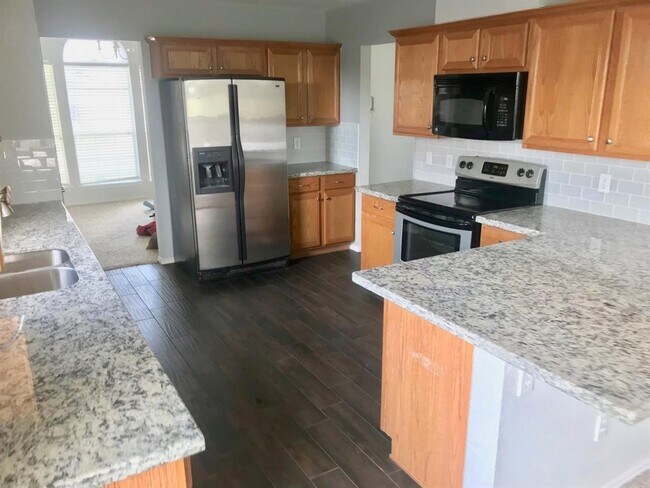 Building Photo - 10822 Primrose Acres Ln