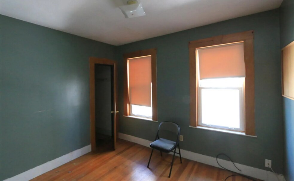 Building Photo - 59 Conwell Ave