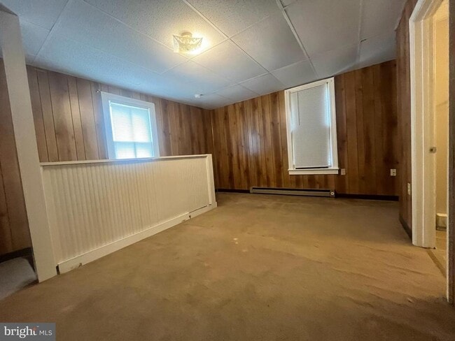 Building Photo - 15413 Norwood Ave