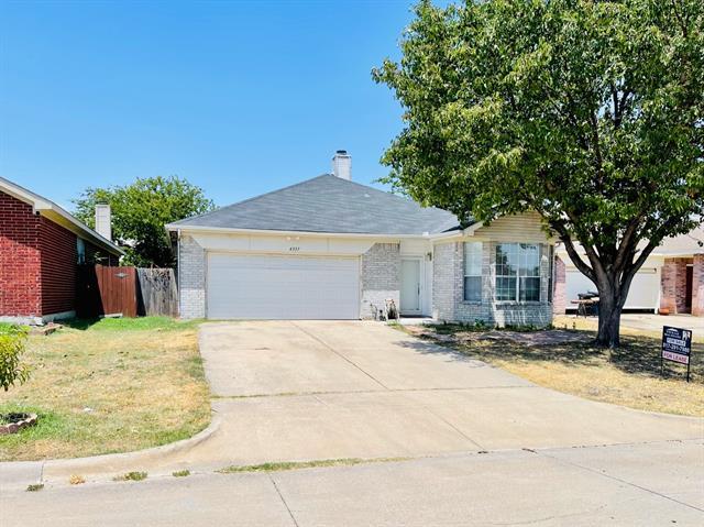 Building Photo - 4337 Park Creek Cir N