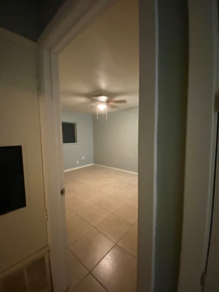 Building Photo - 12326 Trailing Oaks St