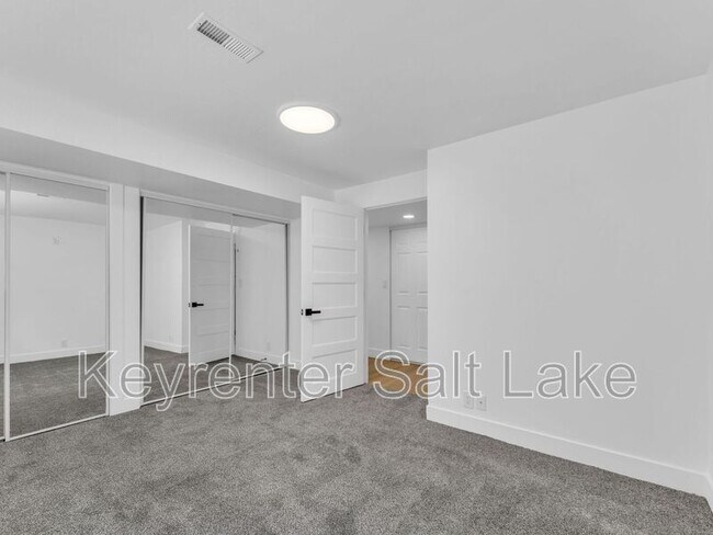 Building Photo - 7726 S 3500 E