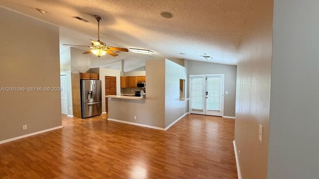 Building Photo - 11540 NW 27th Ct