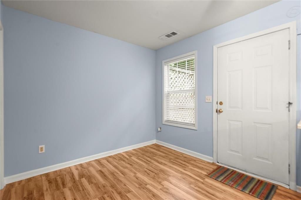 Building Photo - 164 Oxbo Rd