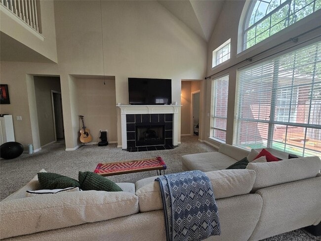 Building Photo - 10620 Chestnut Ridge Rd