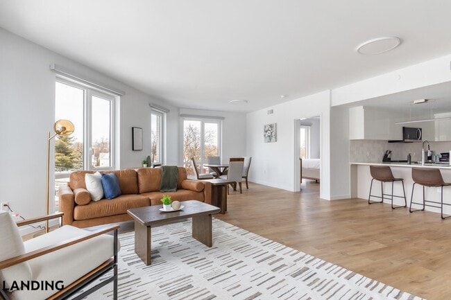 Building Photo - 95 Anderson St