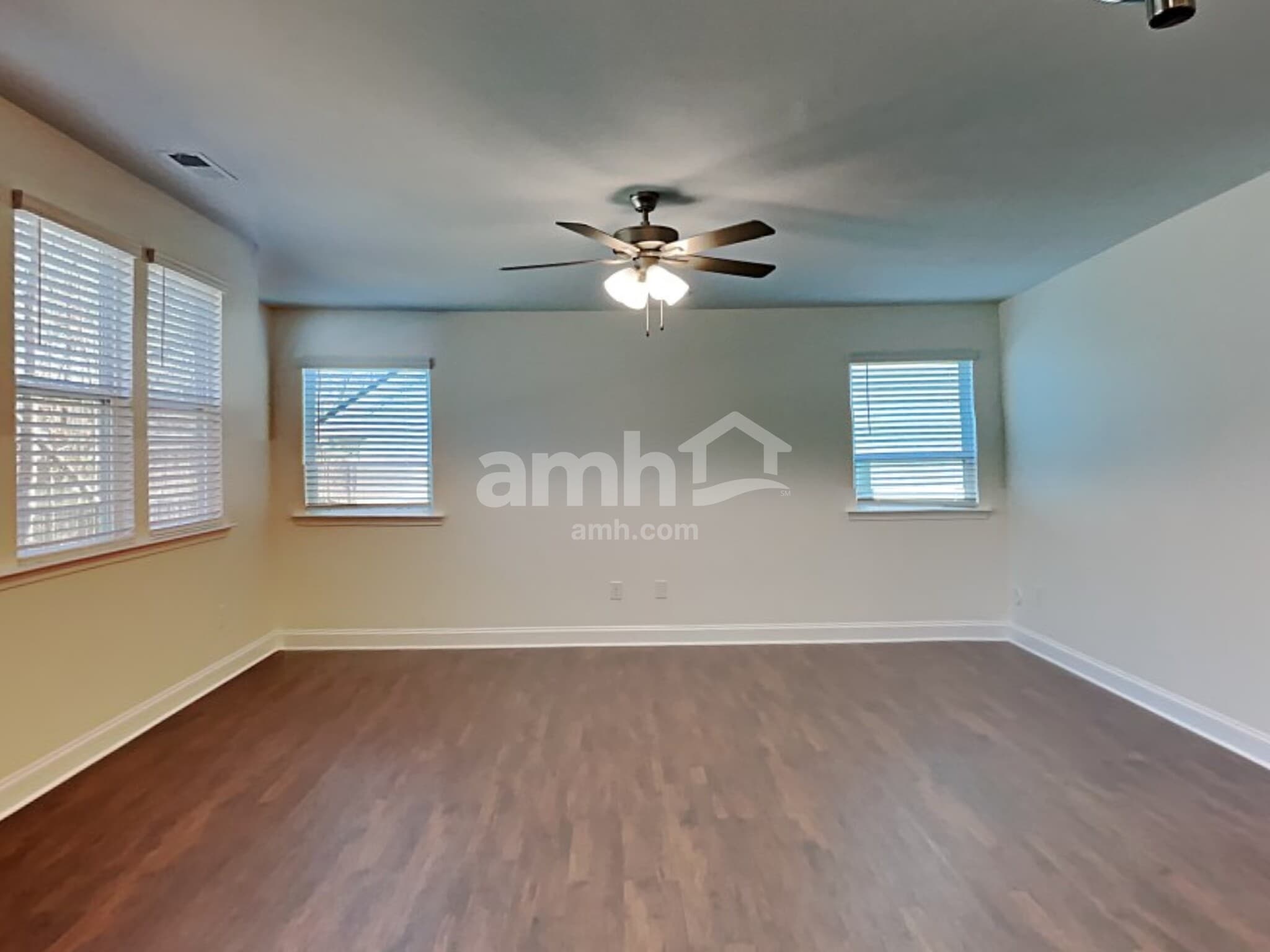 Building Photo - 7027 Garrett Ct