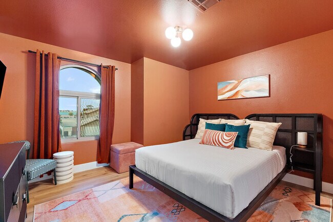 Building Photo - 7157 W Windrose Dr