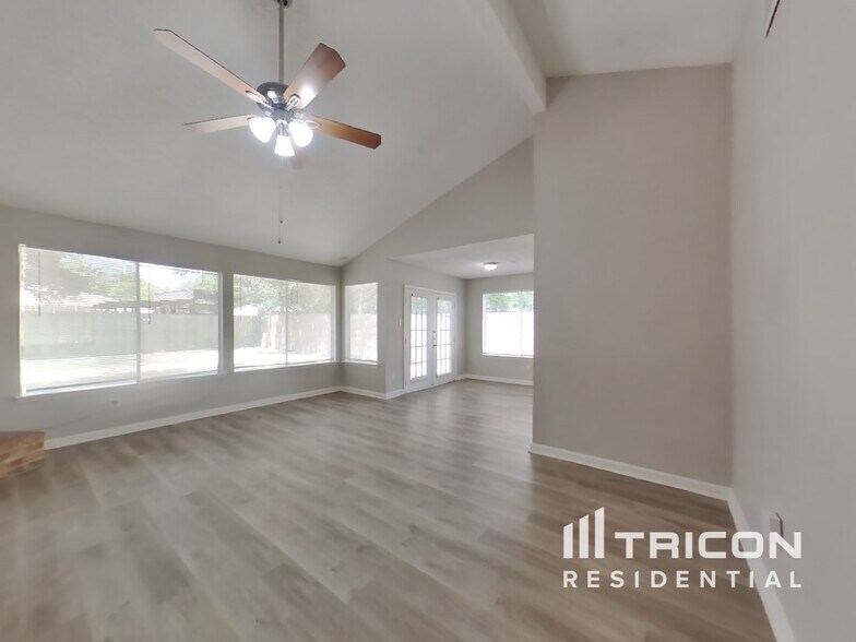 Building Photo - 7434 Tetela Dr