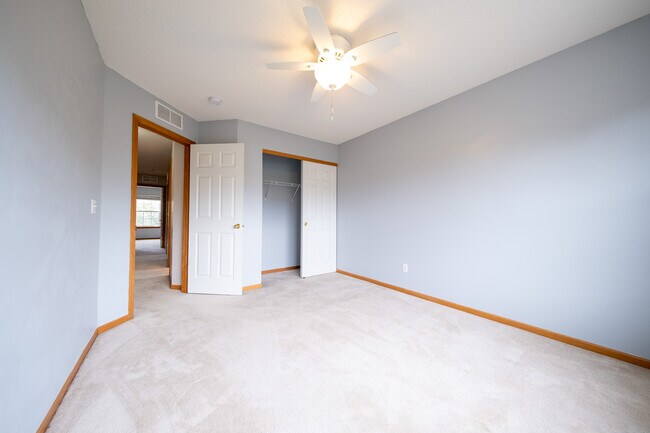Building Photo - 799 Cobblestone Way