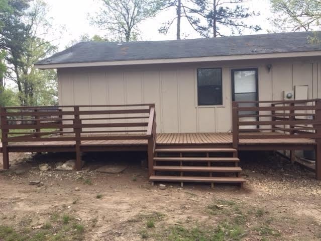 Building Photo - 3221 Longcoy St