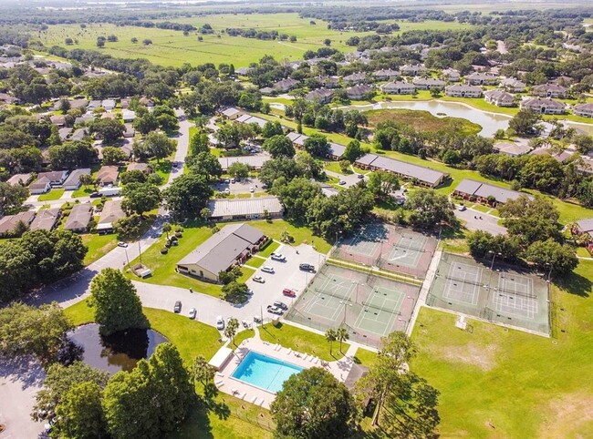 Building Photo - 306 Eagle Pond Dr