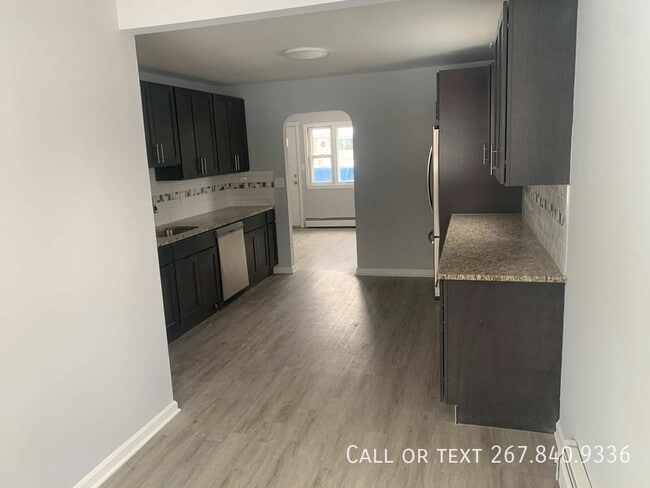 Building Photo - 18 Armor Ct