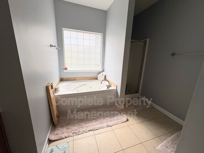 Building Photo - 109 Oxmoor Pl Cir