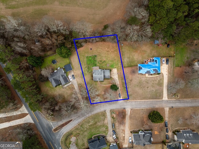 Building Photo - 105 N Oakland Cir