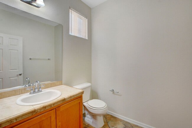 Building Photo - Beautiful Home in Amazing Rhodes Ranch - Guard Gated