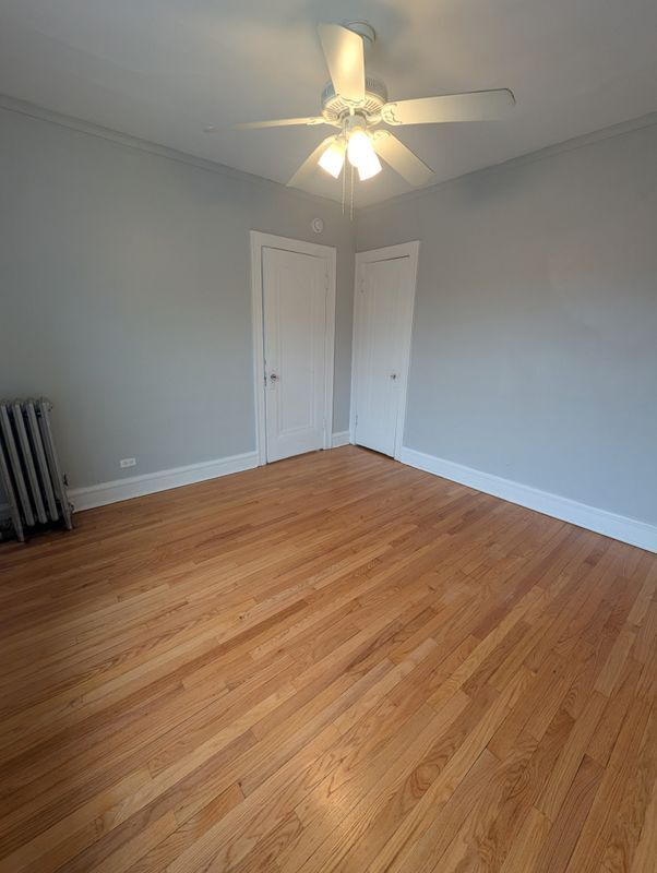 Building Photo - 3442 W Foster Ave