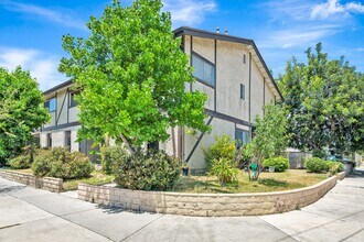 Building Photo - 6003 Craner Ave