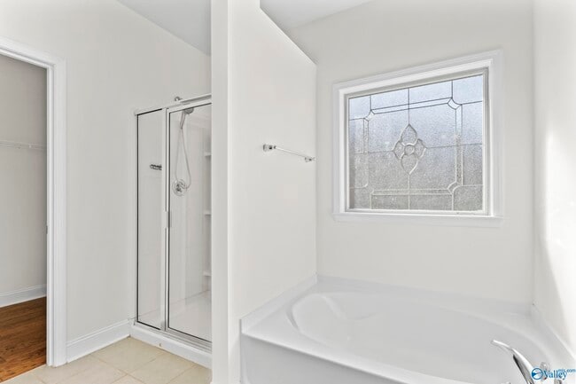 Building Photo - 166 Kenton Ln