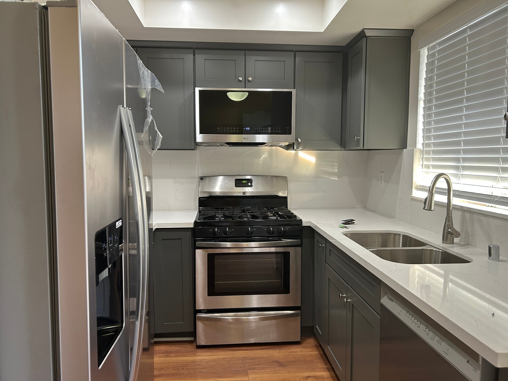 Building Photo - 1148 San Rafael Ave