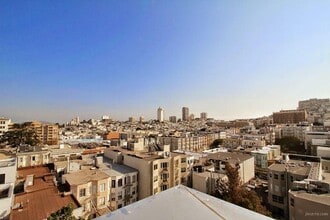 Building Photo - 1788 Clay St