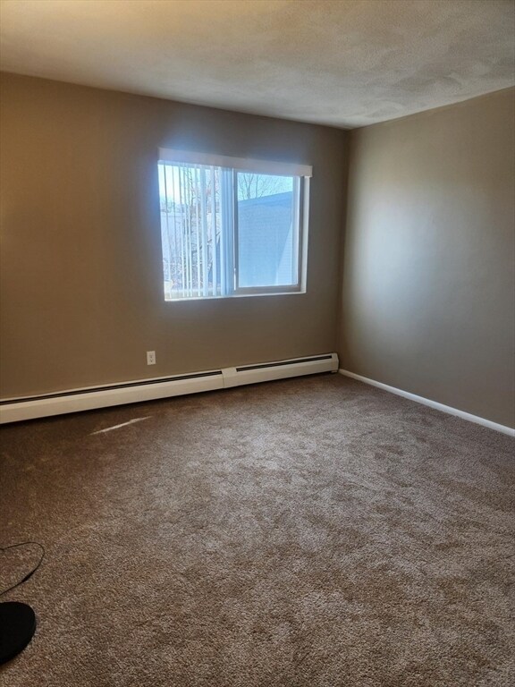 Building Photo - 135 Q E Main St