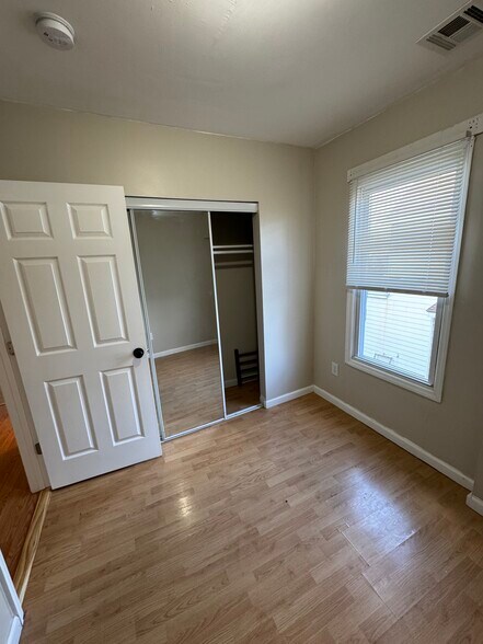 Building Photo - 189 Summer St