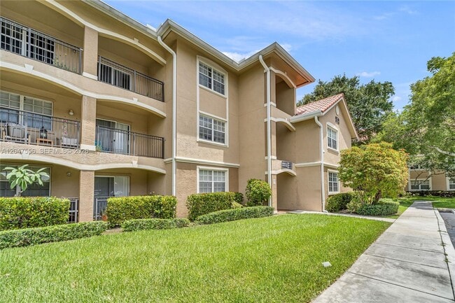 Building Photo - 215 SW 117th Terrace