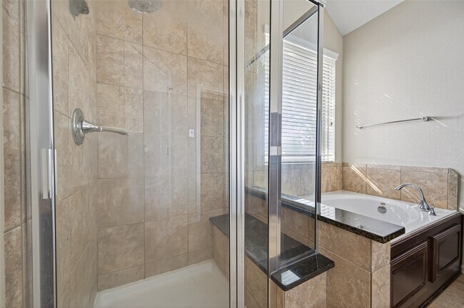 Building Photo - 4930 Ginger Bluff Trail