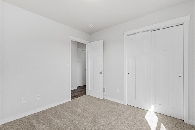 Building Photo - 413 Henry Potter Rd