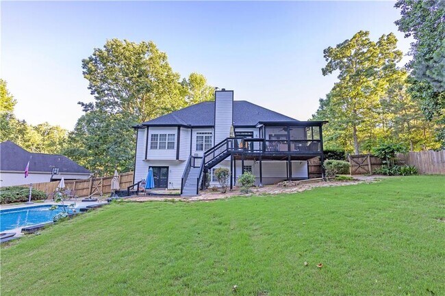 Building Photo - 151 Dumar Ln