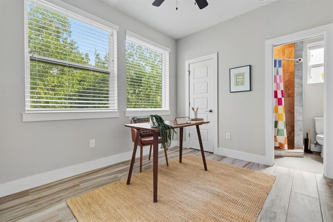 Building Photo - 5609 Tura Ln