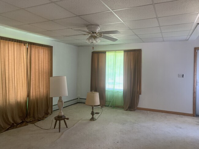 Building Photo - 607 E Mahoning St