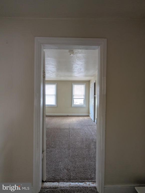 Building Photo - 21 S Delaware St